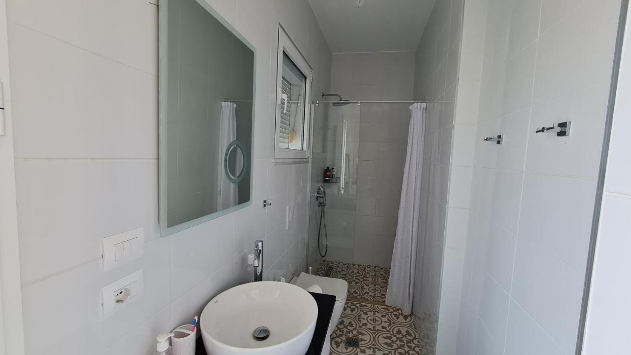 Rocknest Sea View Penthouse Apartamento Sarandë Exterior foto