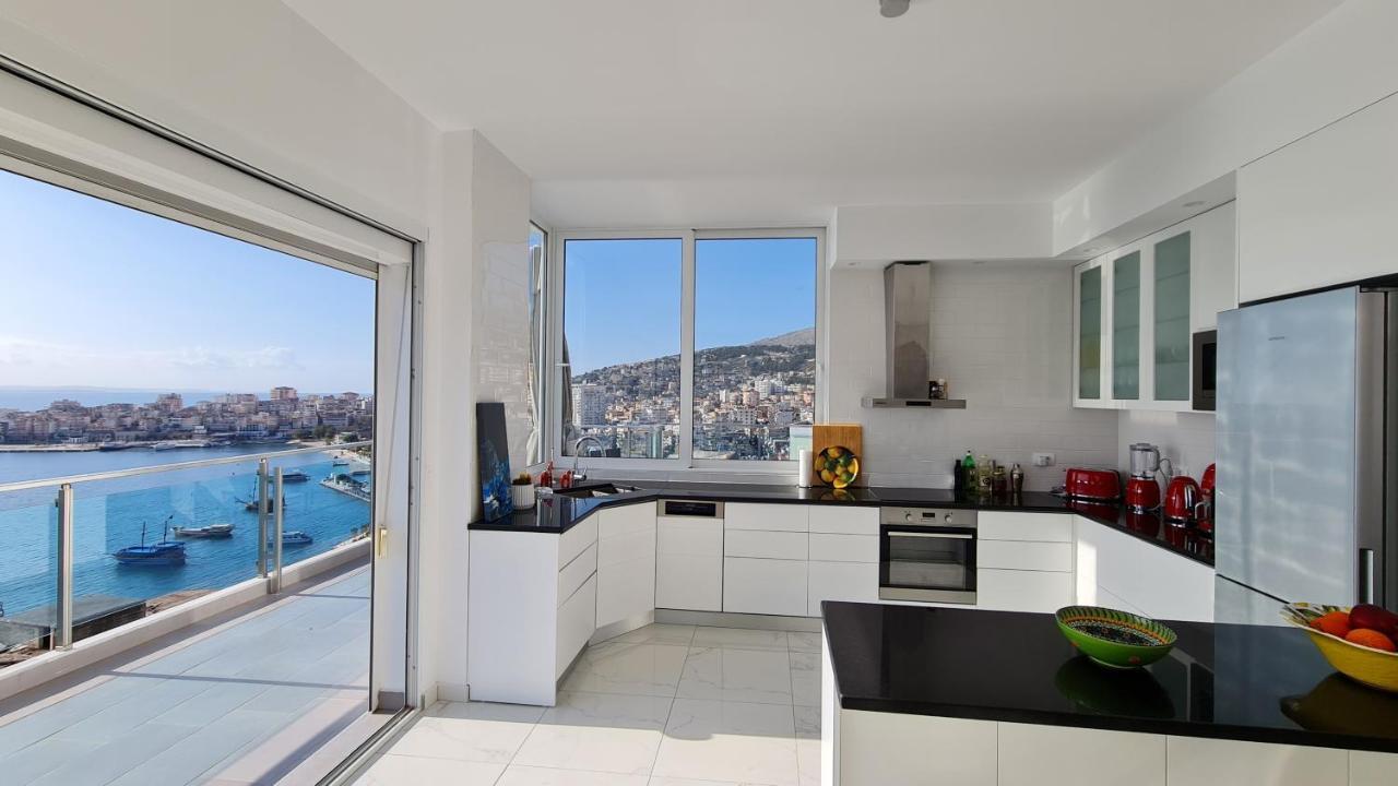 Rocknest Sea View Penthouse Apartamento Sarandë Exterior foto