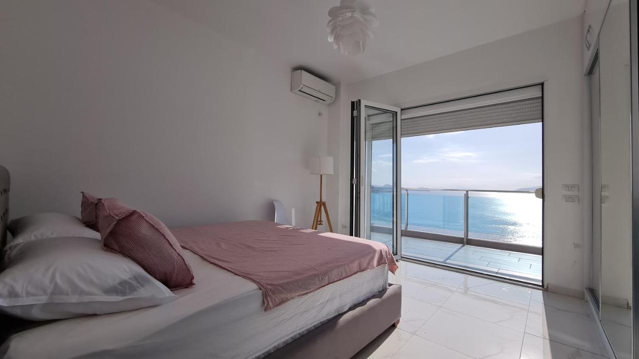 Rocknest Sea View Penthouse Apartamento Sarandë Exterior foto